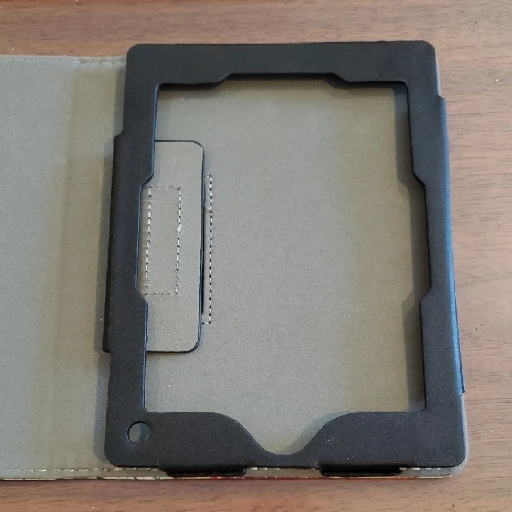 Fintie NOOK GlowLight Plus Folio Case, Love Tree - NWT